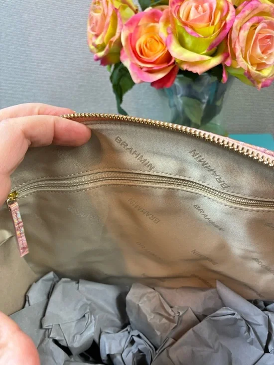 Brahmin Rose Gold Holographic Large Duxbury Bag - NWT & Dustbag 🔥 🔥 🔥 - Picture 9 of 12